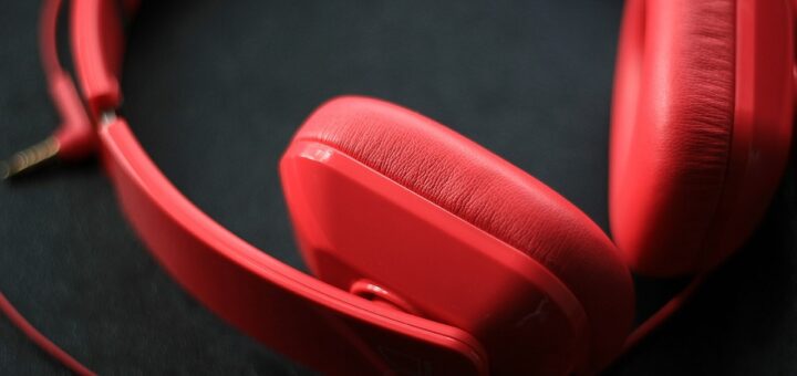 Binaural music